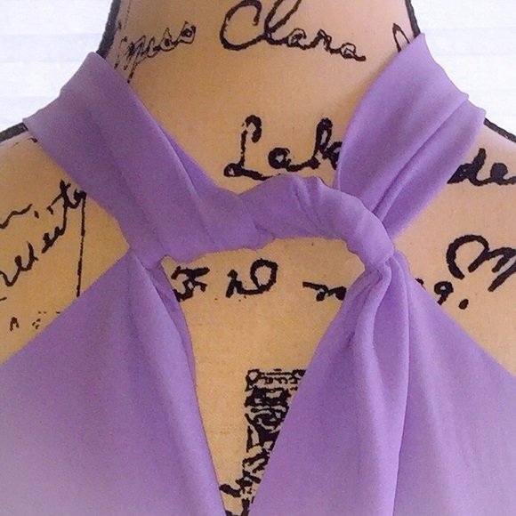 LAST ONE (M) New Lavender Halter Top - Picture 4 of 7